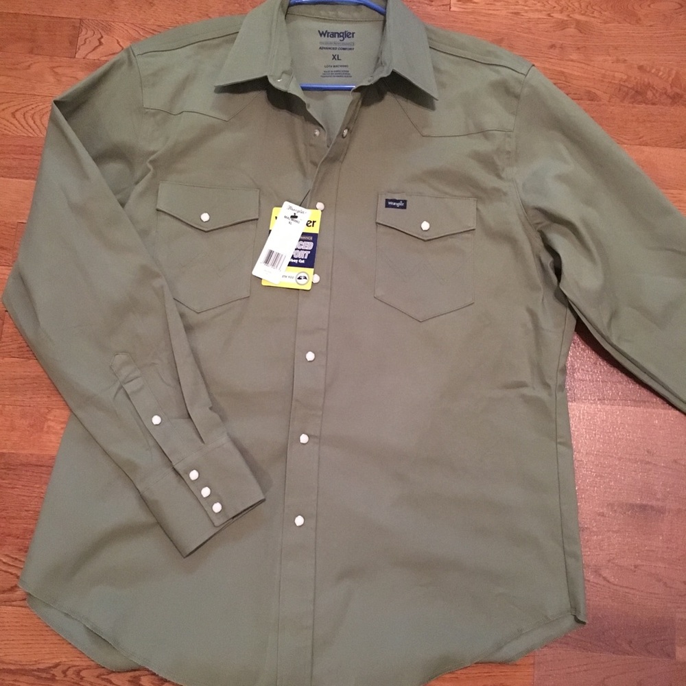 Wrangler Men’s Cowboy Cut long sleeve shirt - XL